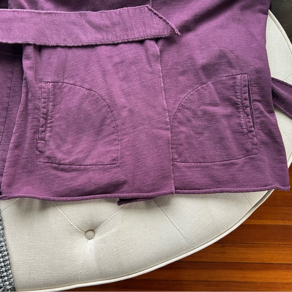 Lucky Brand: purple wrap sweatshirt, size medium - Picture 6 of 7